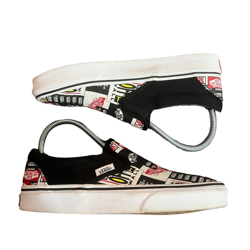 Vans Classic Slip-On Sneakers Black True White Logo Print Men's 5/ Women's 6.5 - Picture 2 of 9
